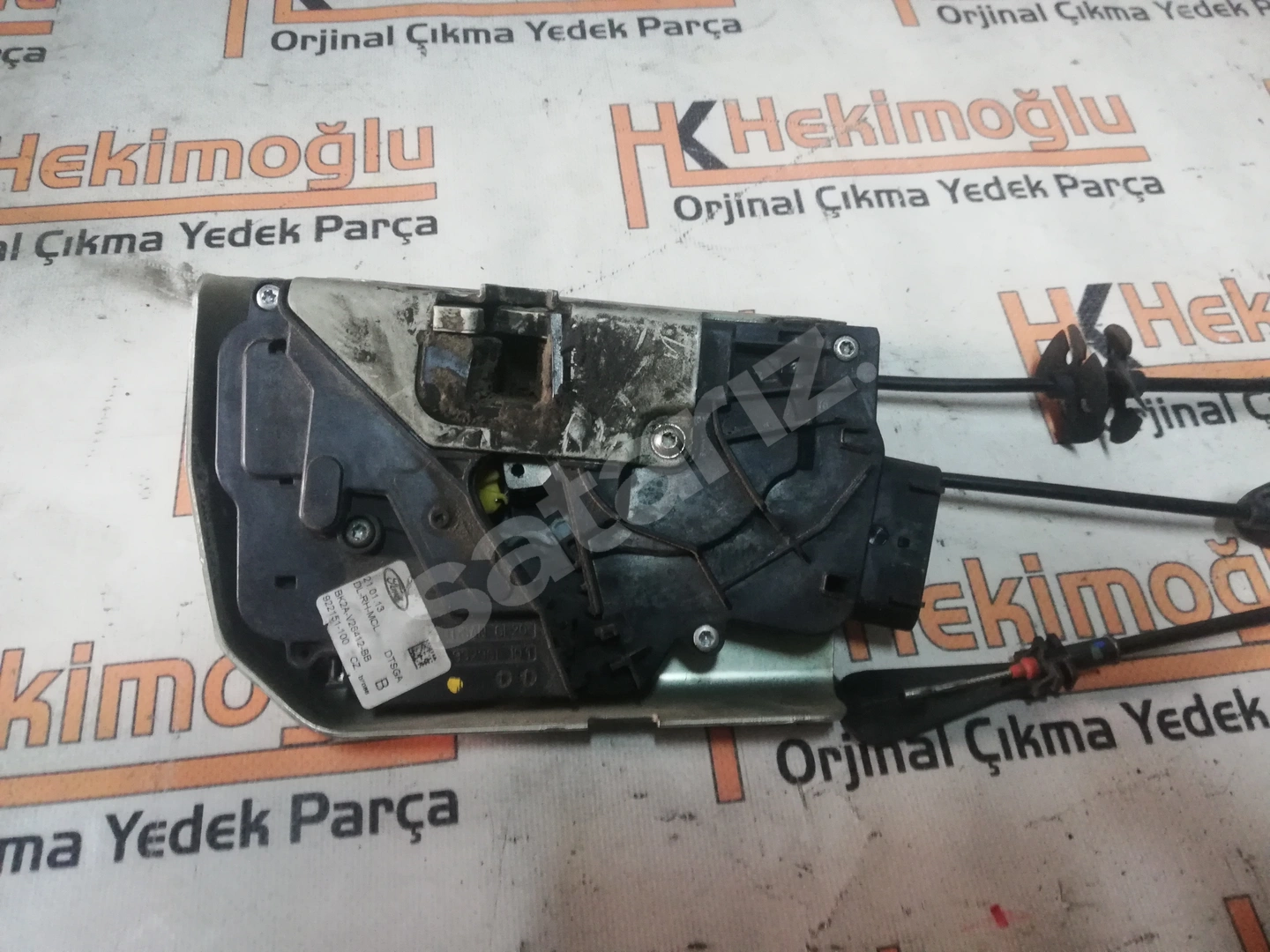 FORD CUSTOM SAĞ ARKA KAPI KİLİDİ 421 A26418AB | satariz.com