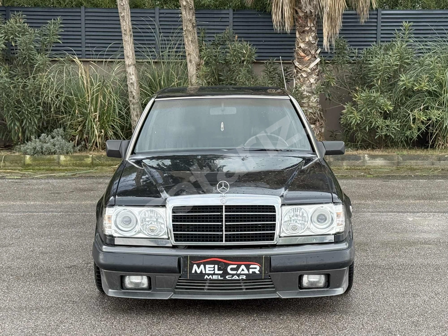 MELCAR'DAN 1992 MERCEDES BENZ 200E EMSALSİZ TEMİZLİKTE