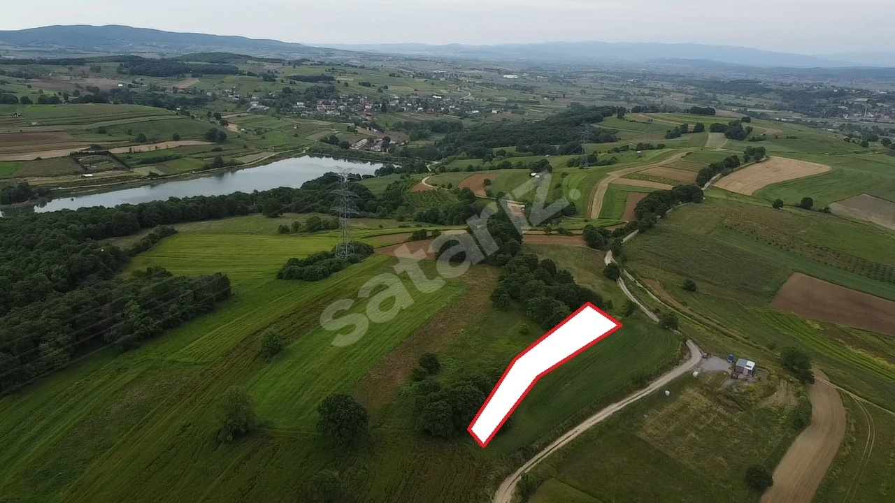 ADAPAZARI SALMANLIDA HARİKA MANZARALI YERLEŞİME YAKIN