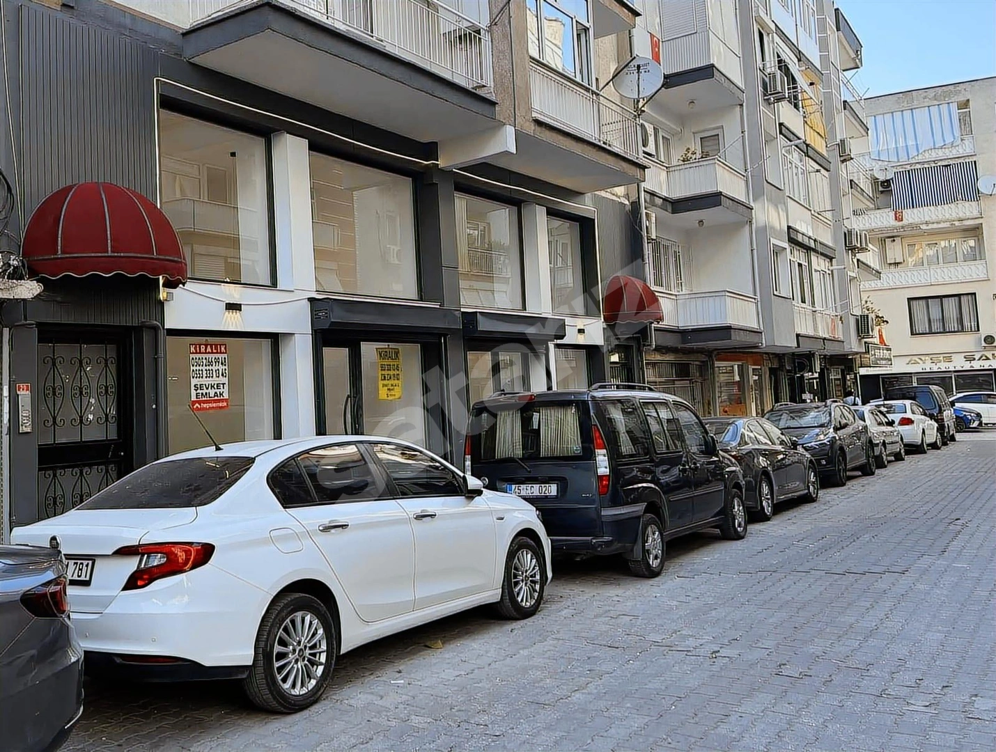 TÜRK TELEKOM CİVARI SATILIK 250 M² BATARLI 2 DÜKKAN