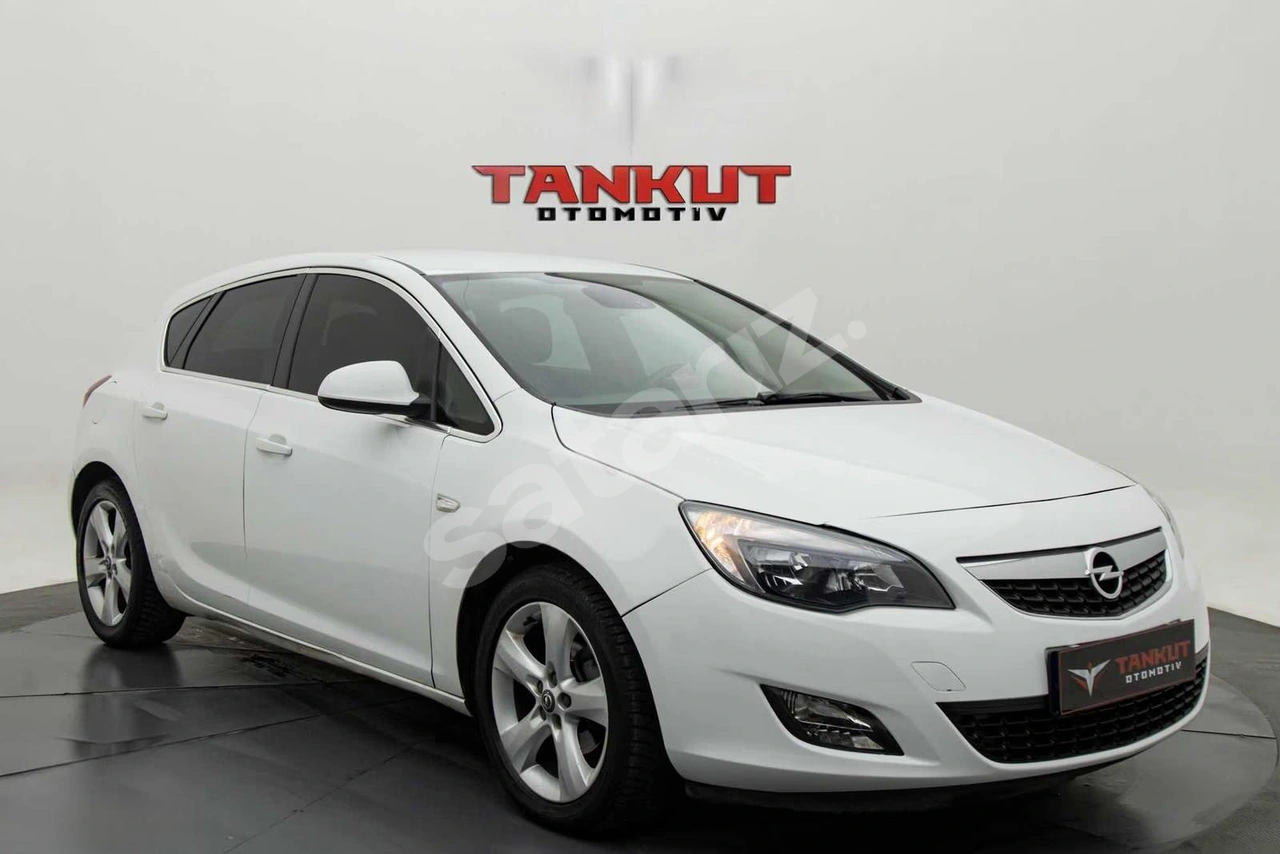 İBRAHİM TANKUT OTOMOTİV'den OPEL ASTRA