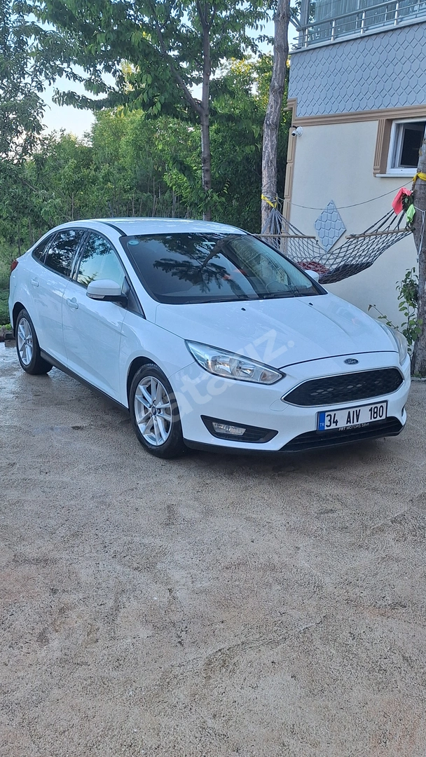 Polis memurundan temiz ford focus ihtiyactan satılık