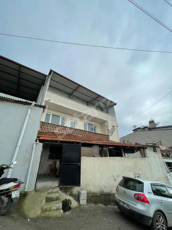 ELBİR EMLAK'TAN MANZARALI 3 KATLI MÜSTAKİL EV