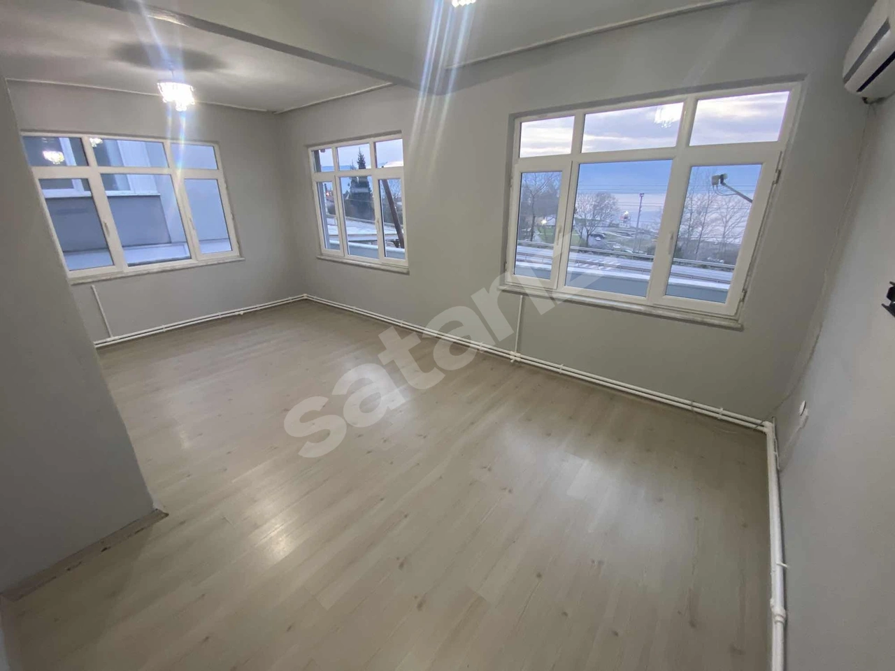 MEGAKENT EMLAK'TAN SAPANCA GÖLÜ MANZARALI 2+1 DAİRE