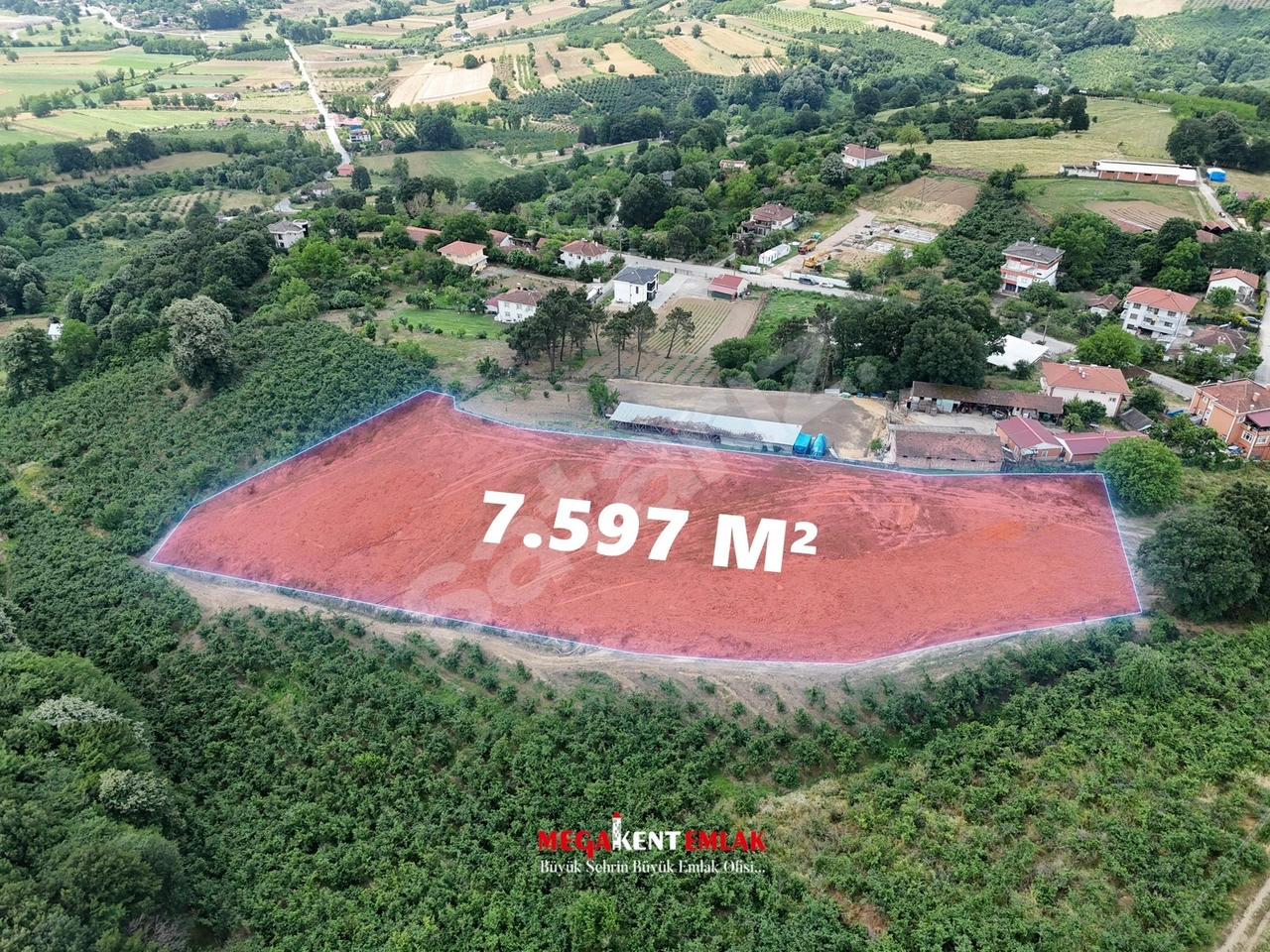 SERDİVAN BEŞEVLERDE İMARA 1 PARSEL 7597 m² SATILIK FIRSAT ARAZİ
