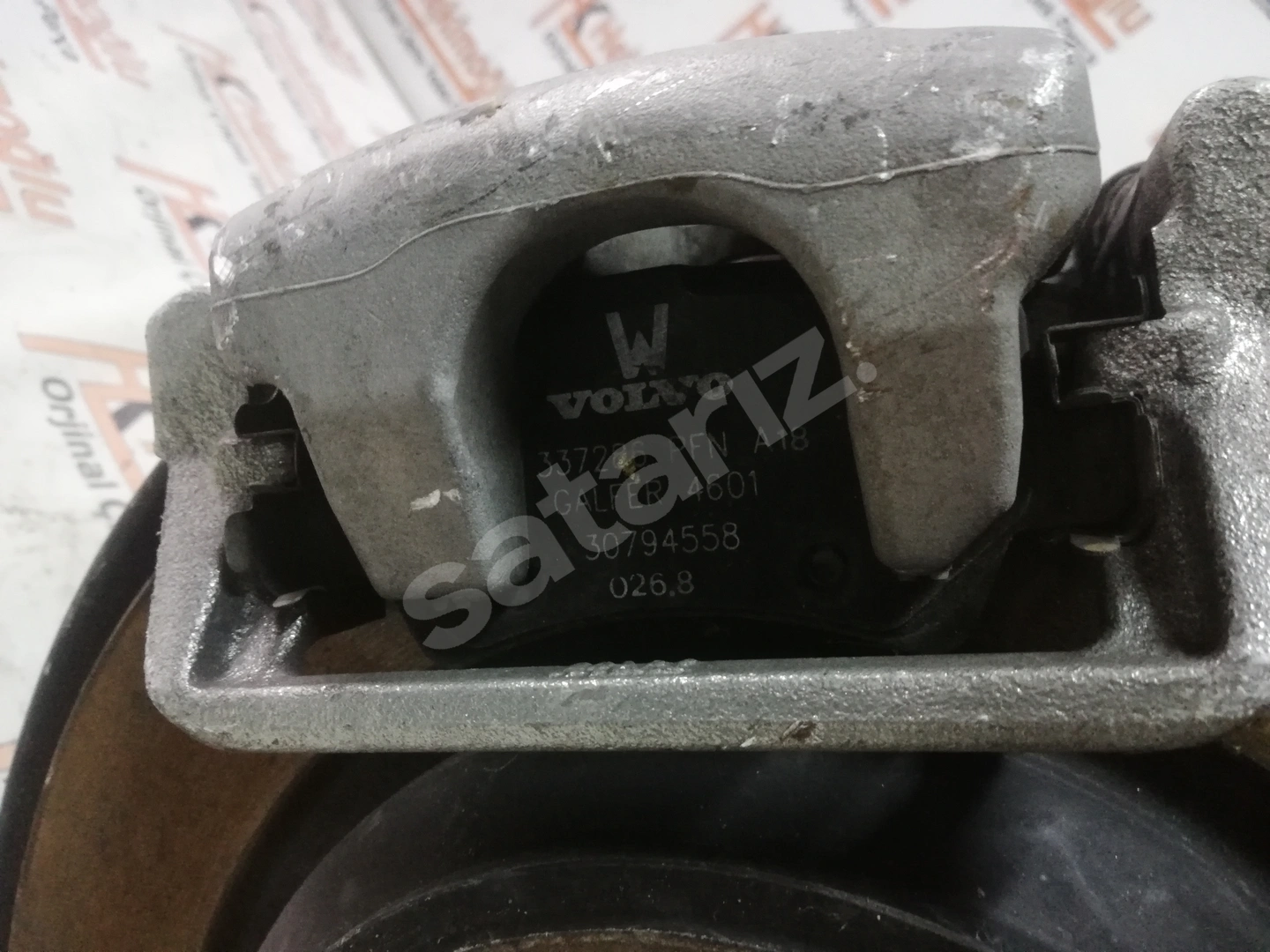 VOLVO S60 SAĞ ARKA TAŞIYICI DİSK KALİPER KOMPLE SÖKME HATASIZ