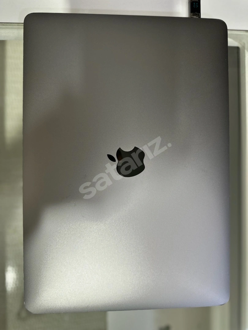APPLE MACBOOK PRO M1 8/512