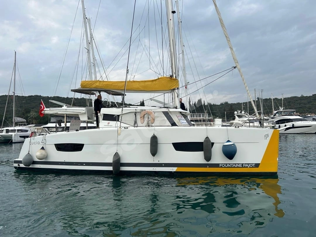 Fountaine Pajot Lucia 40 Owner’s Version 2018 Model