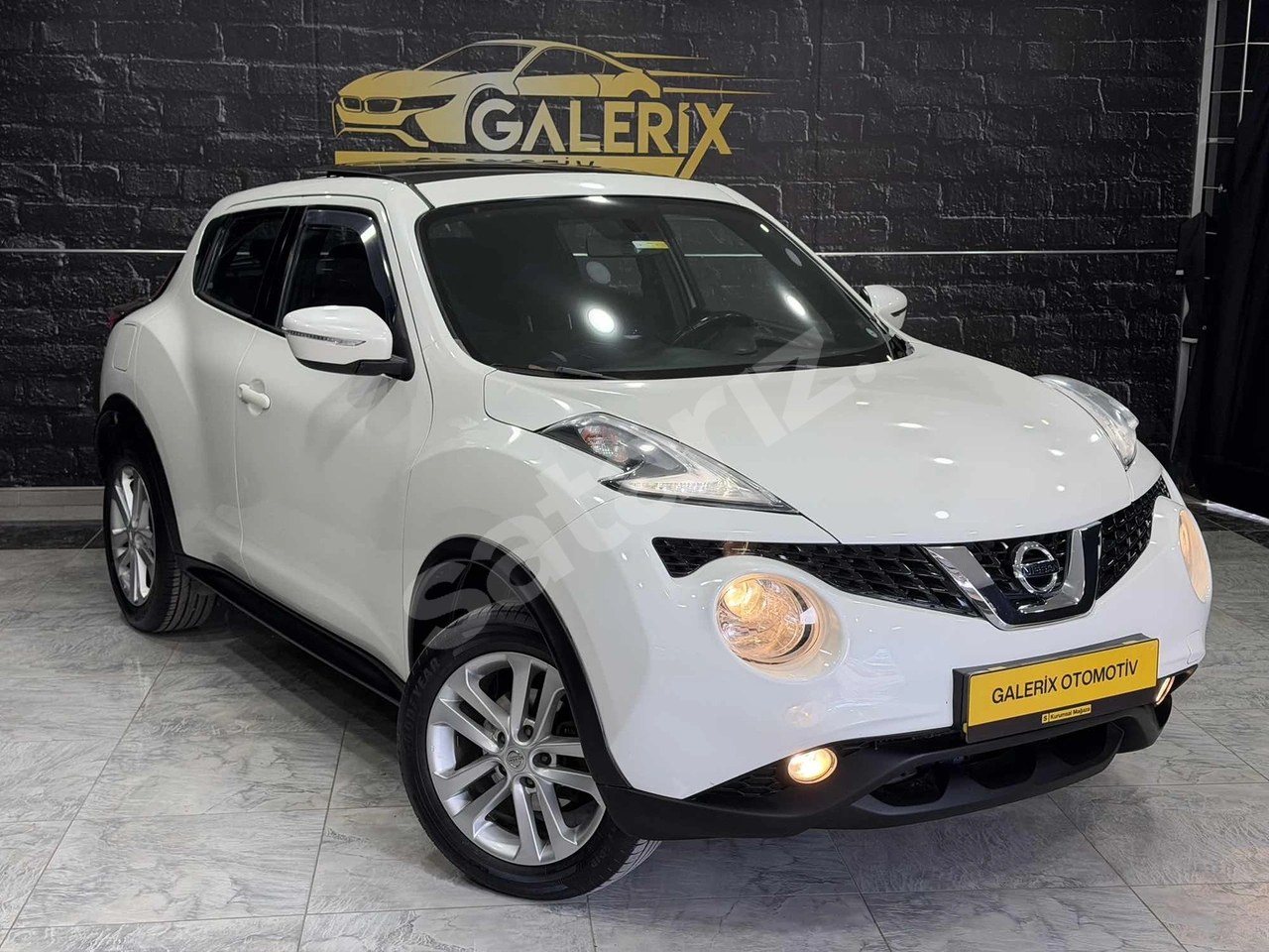 CAM TAVANLI HATASIZ DEĞİŞENSİZ ORJİNAL 84.000 KM' DE