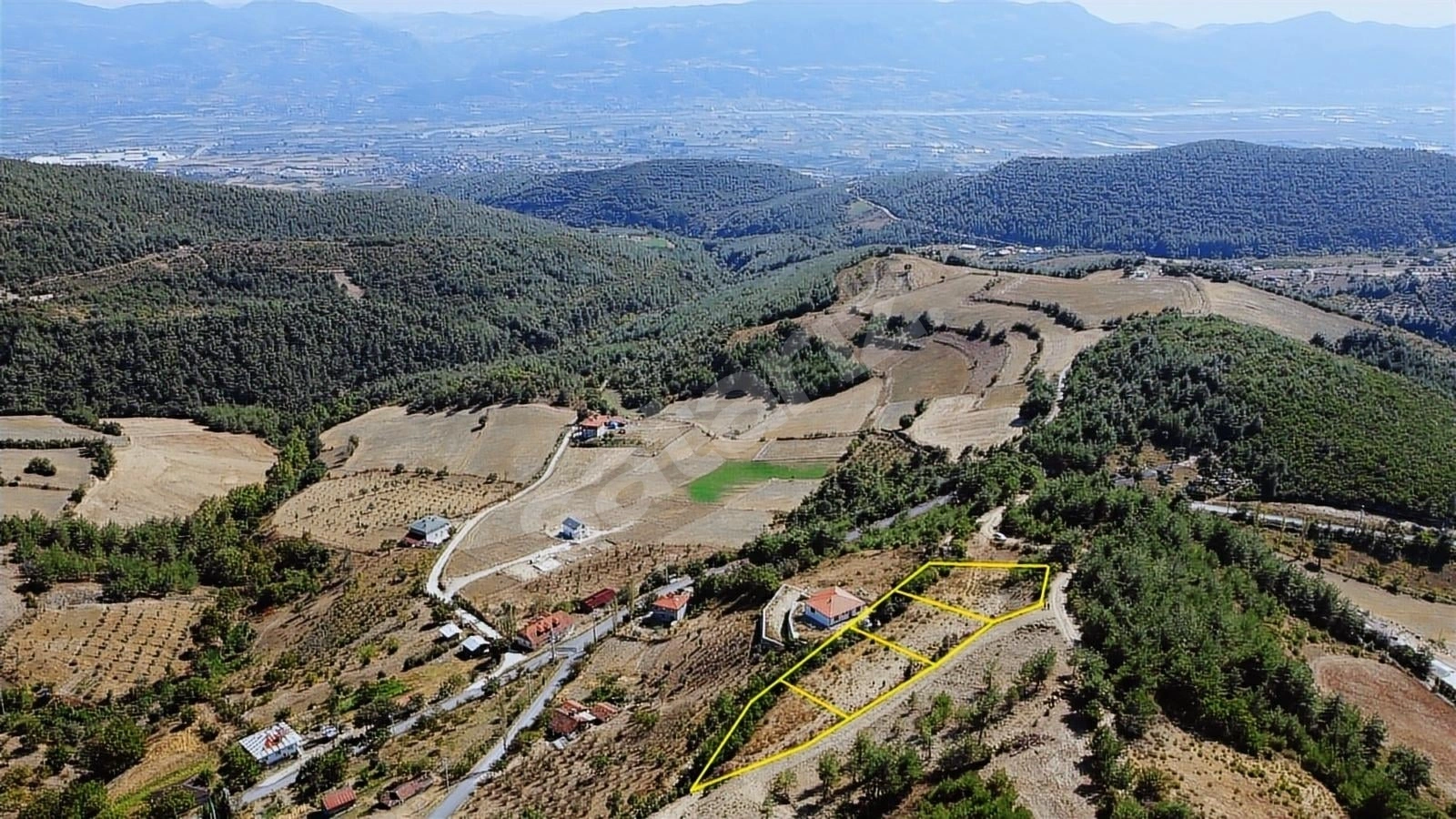 ŞAHMELEKTE ACİL 4 ADET KONUT İMARLI 746M2 ARSA