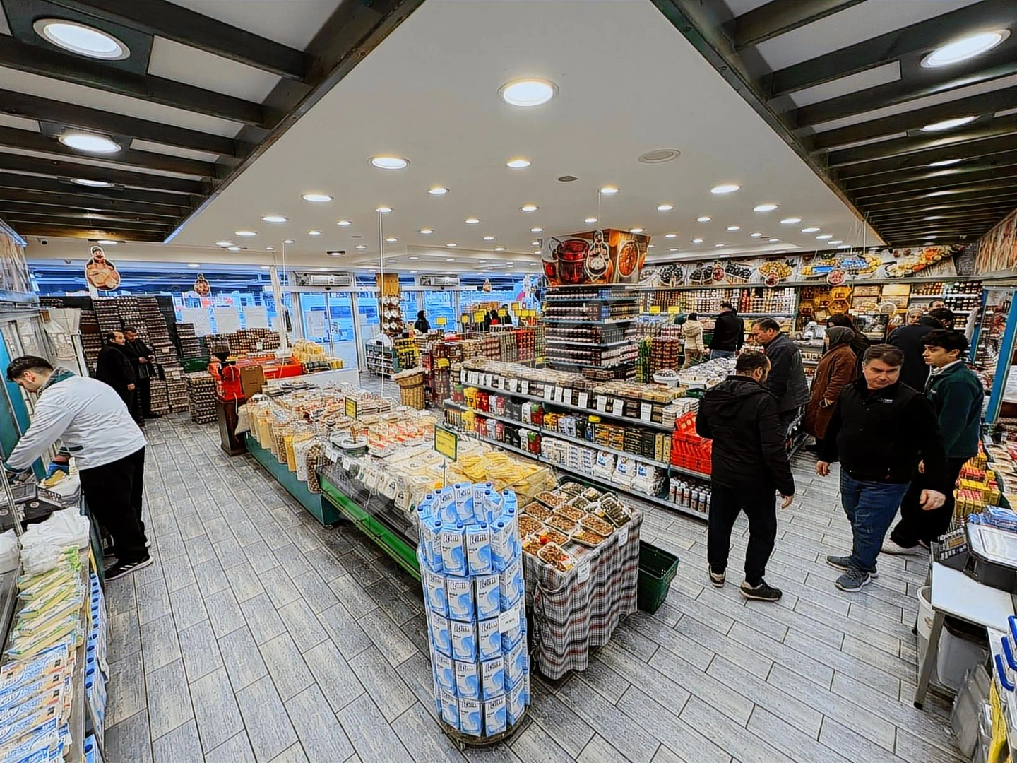 GEBZE MUTLUKENT MERKEZİ KONUMDA 287m² SATILIK DÜKKAN