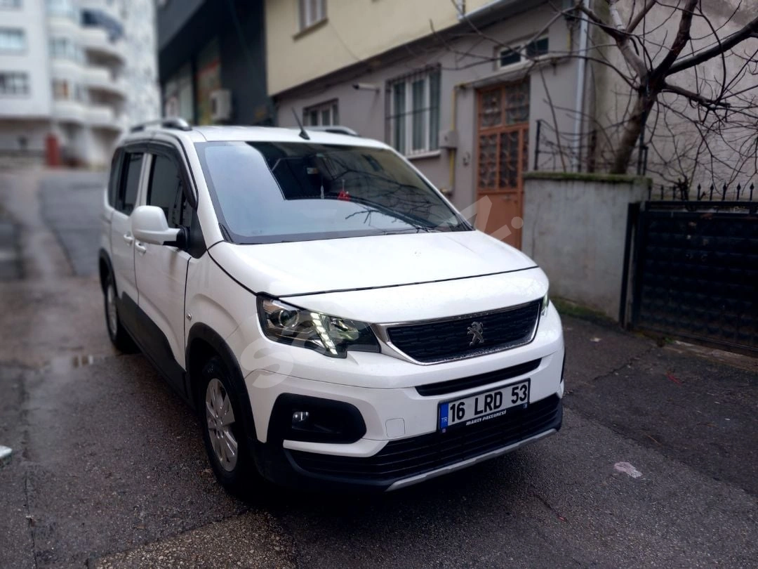Peugeot Rifter Allure 1.5 Bluehdi 100hp
