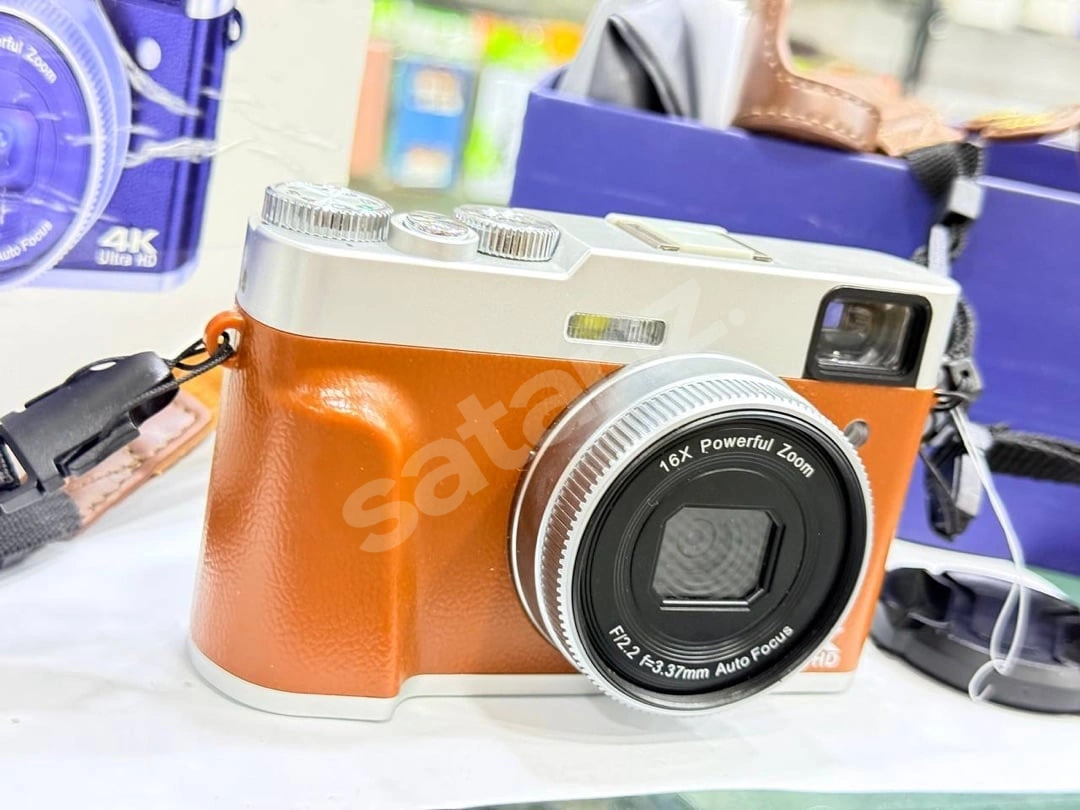 4K Ultra HD Digital Camera DC202