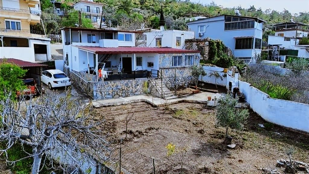 MUĞLA KAZIKLI'DA DENİZ MANZARALI MÜSTAKİL EŞYALI EV!