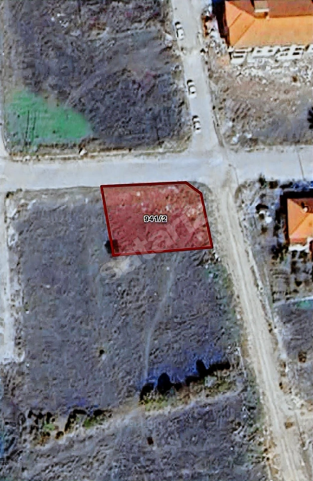 KÜTAHYA GEDİZ UMURBEY MAH DOĞALGAZLI SATILIK 550 M2 ARSA