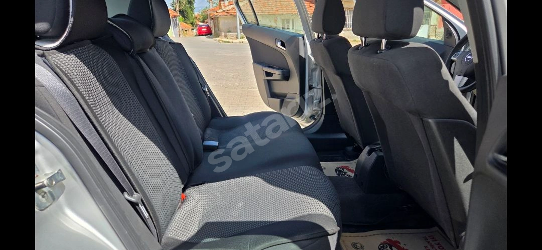 HATASIZ BOYASIZ DEGİSENSİZ TRAMERSİZ 81.000 KM DE | satariz.com