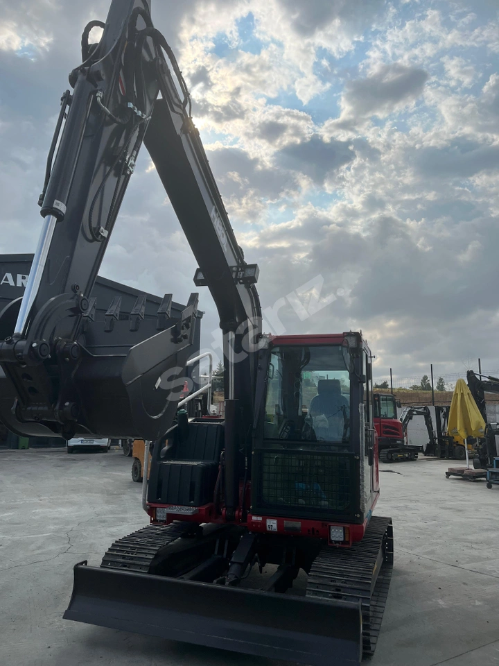 HİBOL XN80-E TOPRAK CANAVARI YANMAR MOTOR 8 TON