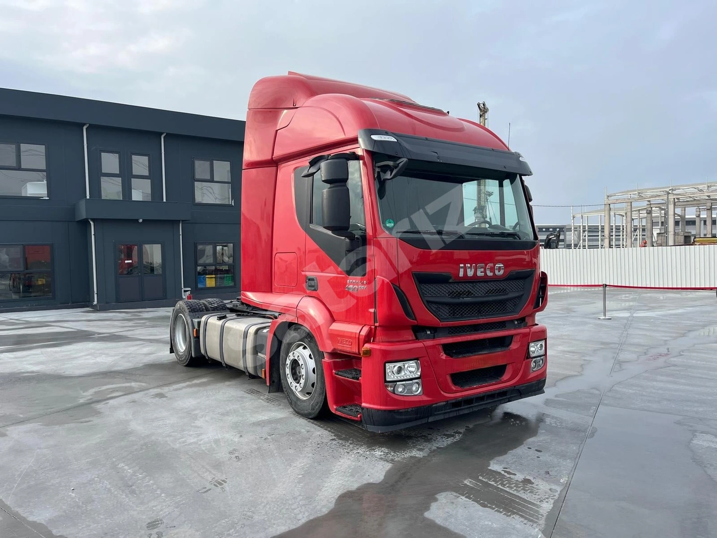 2,87 KREDİ KOÇASLANLAR2'DEN IVECO 460 AT MOTOR FRENLİ 2015 MODEL