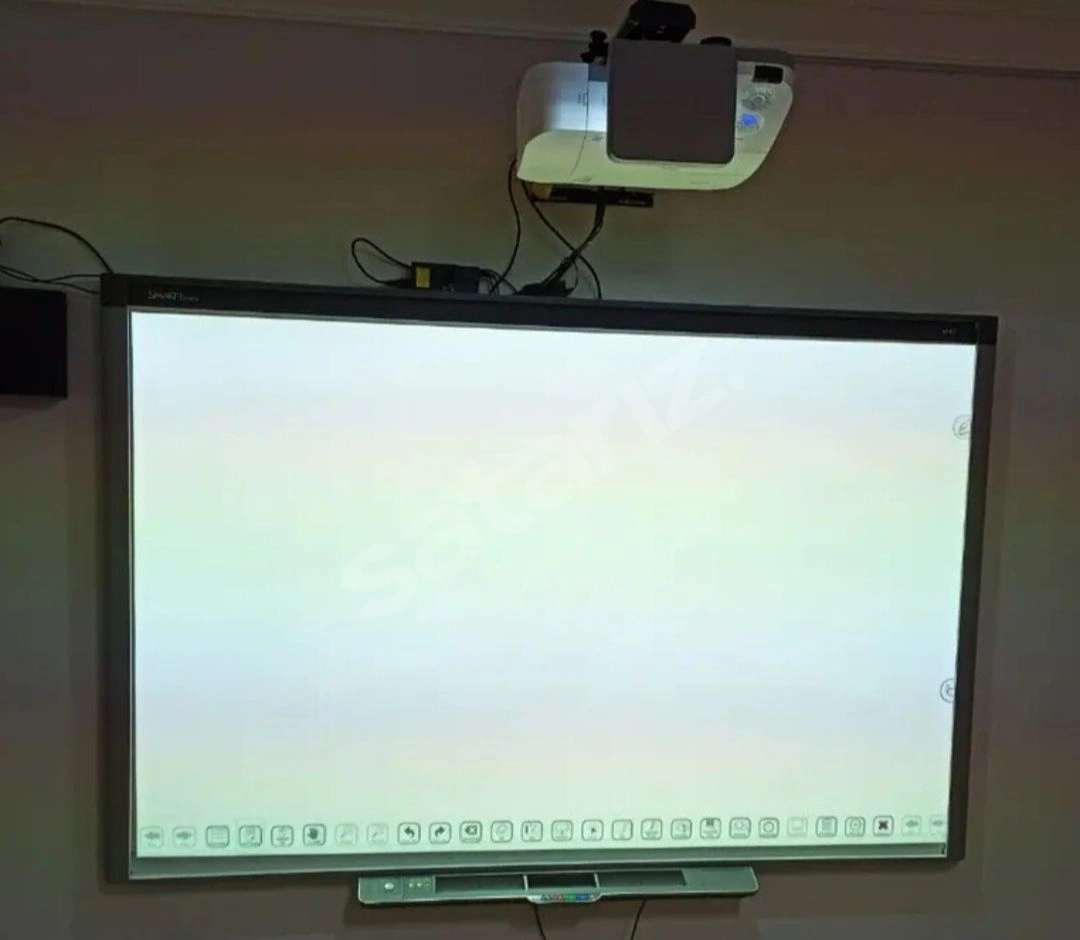 Smart Board SB 885 Akıllı Tahta