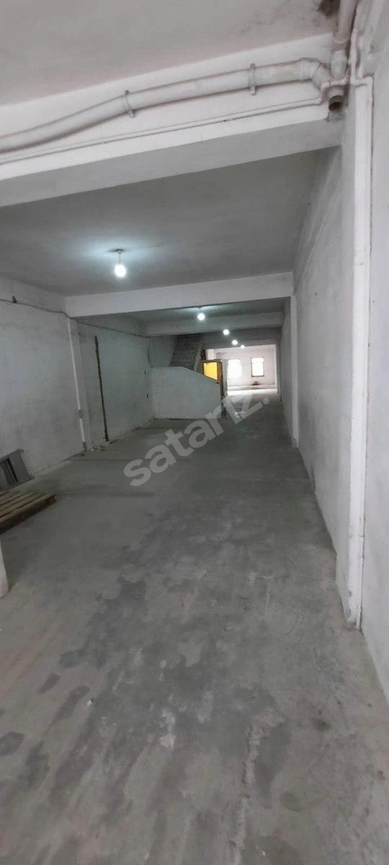 REMAX KUZEYDEN CANİK PİAZZA ARKASINDA 4 KATLI SATILIK BİNA