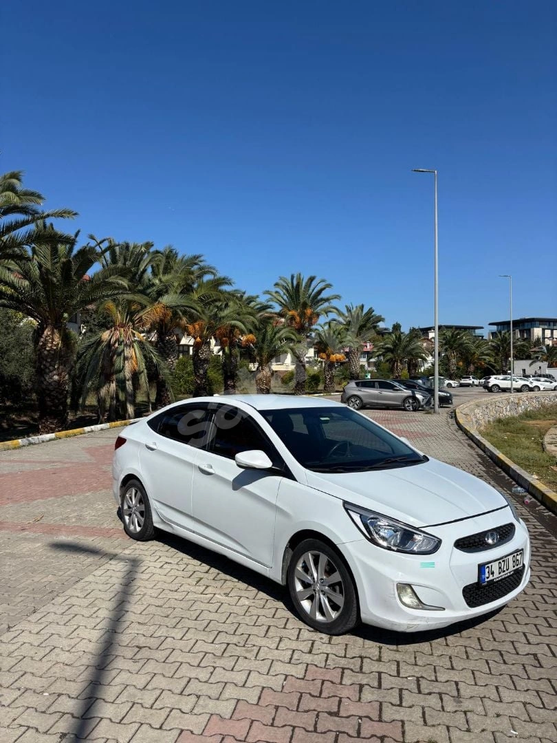 2018 Model 2019 Çıkışlı Hyundai Accent Blue