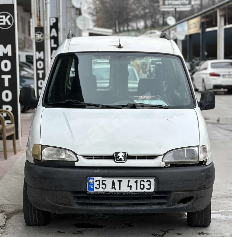 PEUGEOT PARTNER 2000 MODEL