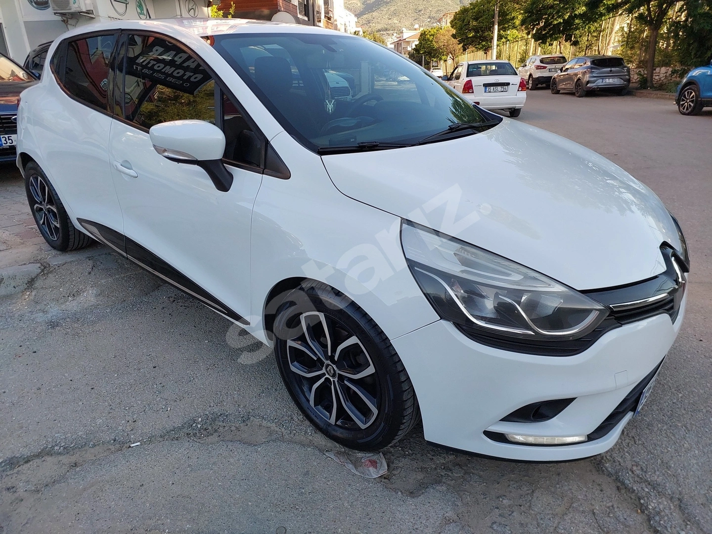 YAPAR OTOMOTİVDEN ORJİNAL 2018 RENAULT CLİO 1.5 DCİ TOUCH OTOMTK
