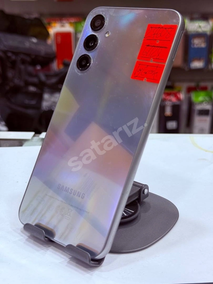SAMSUNG A24