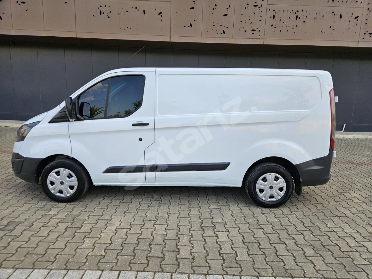 2015 MODEL FORD CUSTOM 310 S TREND SINIFININ EN UYGUNU