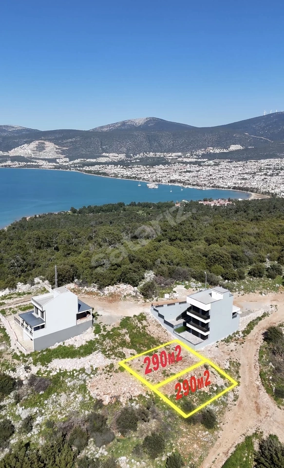 AKBÜKTE DENİZ MANZARALI 2 ADET VİLLA ARSASI