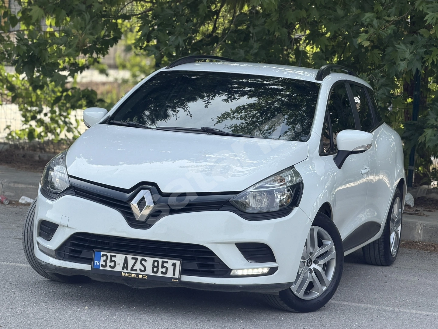 İNCELER OTOMOTİV'DEN 2018 CLİO 1.5 dCİ SPORT TOURER JOY HATASIZ