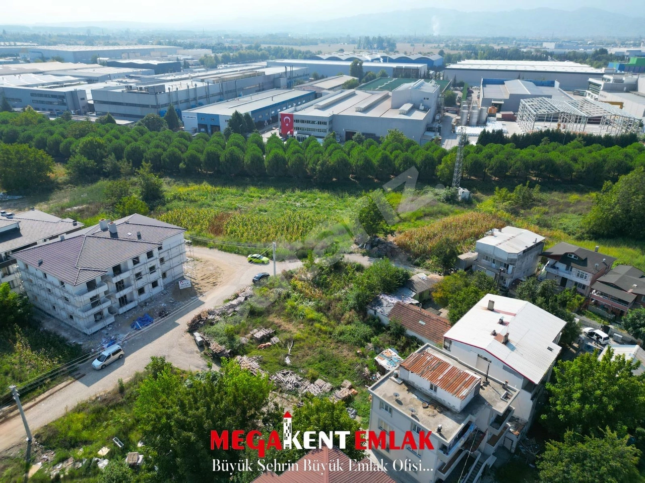 MEGAKENT EMLAK'TAN HANLIKÖY MAH. 318 m² İMARLI SATILIK ARSA