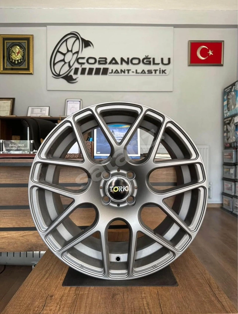 17 İNÇ ÇELİK JANTLAR