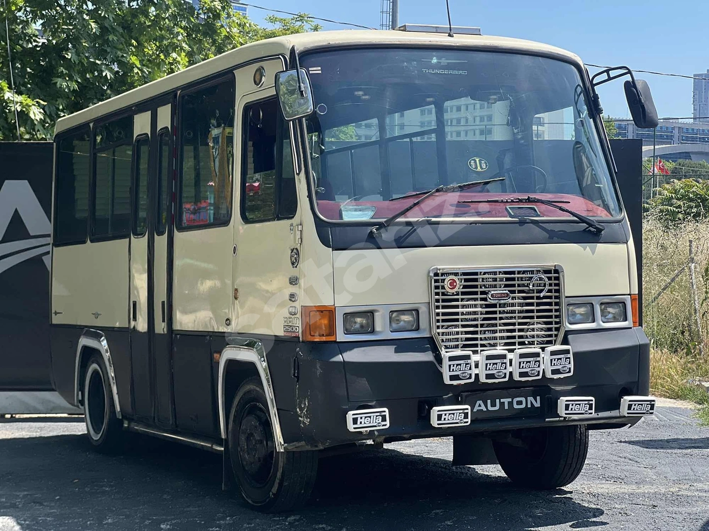 AUTON GARAGE MOTOR YÜRÜYEN SORUNSUZ FULL TESİSAT ÇİFT EGZOST