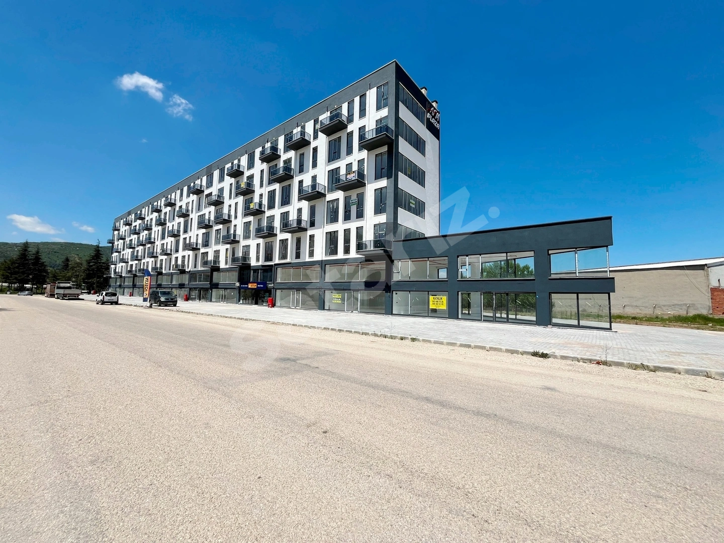 Afyon'un Yeni İş Merkezi AFM Plaza'da Prestijli Büro&Ofisler