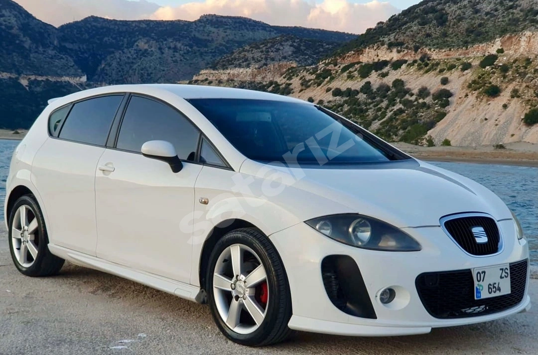 SEAT LEON CUPRA LİMİTED EDİTİON HATASIZ BOYASIZ ÖZEL SİPARİŞ