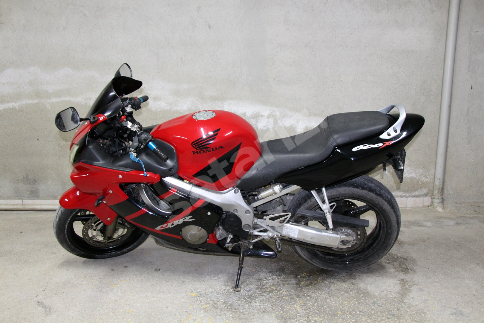 Bireyselden Honda CBR600F