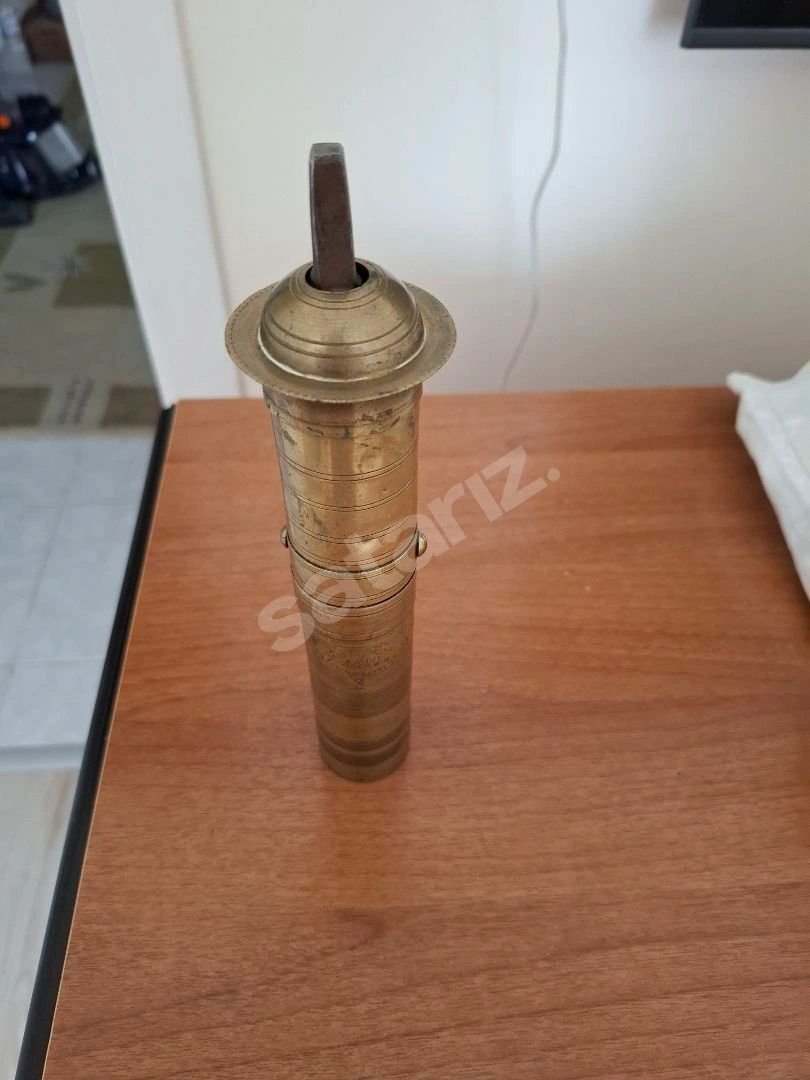 ANTİKA KAHVE ÇEKME MAKİNESİ 100 YILLIK