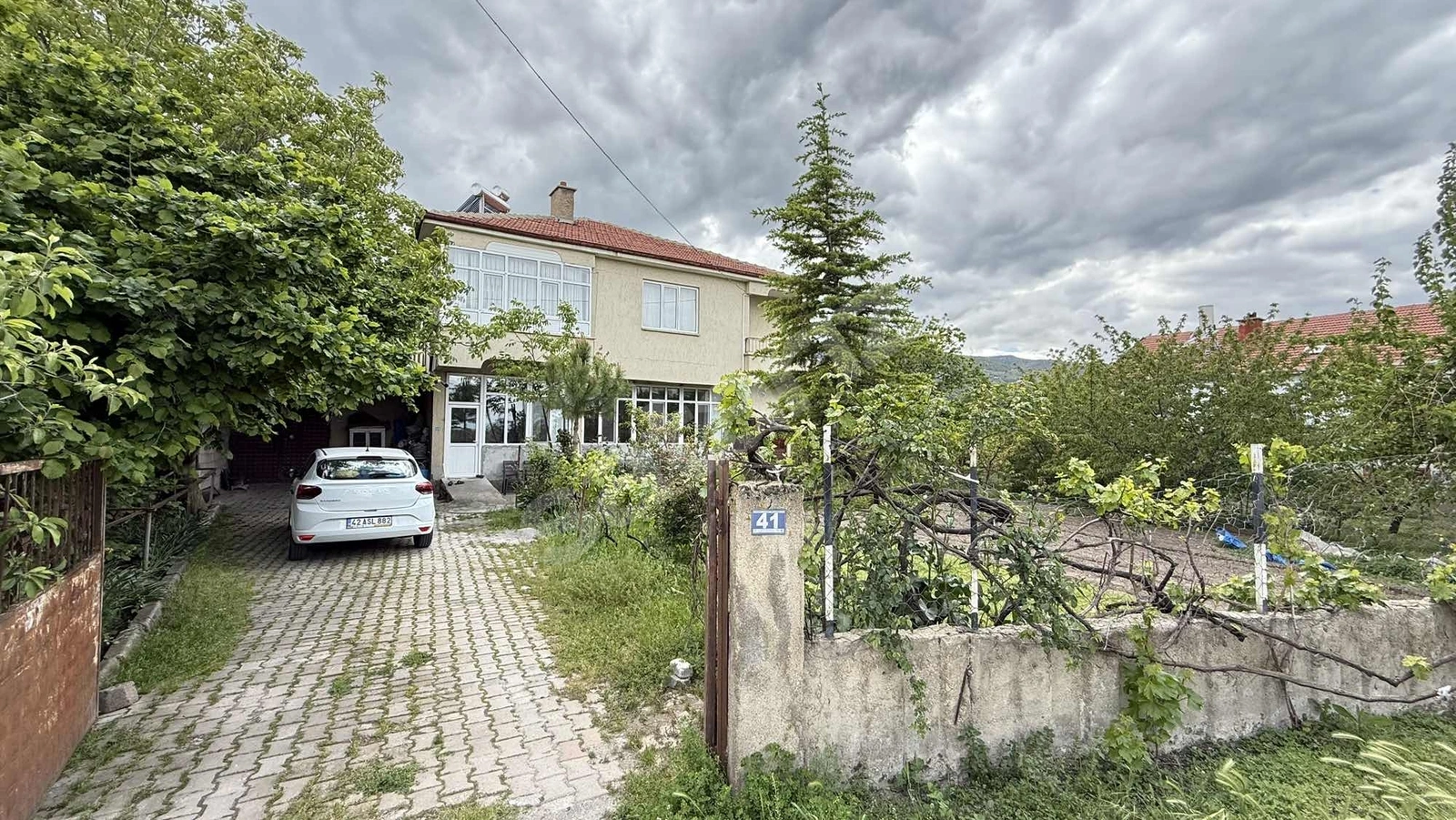 CANCANDAN ATAKENTMERKEZ'DE 1600M2 ARSALI KOMPLE SATILIK MÜSTAKİL