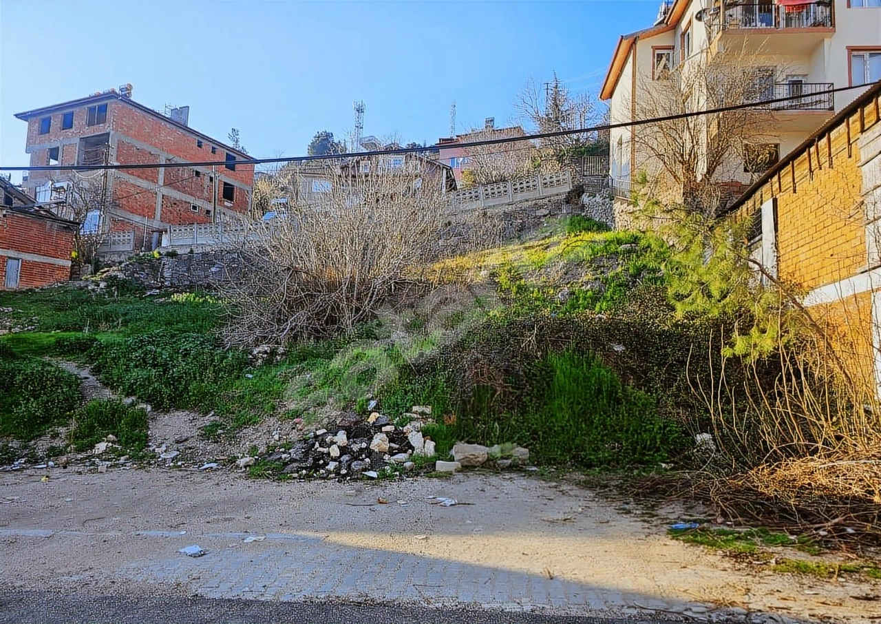 KIRGIZLAR MAHALLLESİ MÜSTAKİL TAPULU ARSA