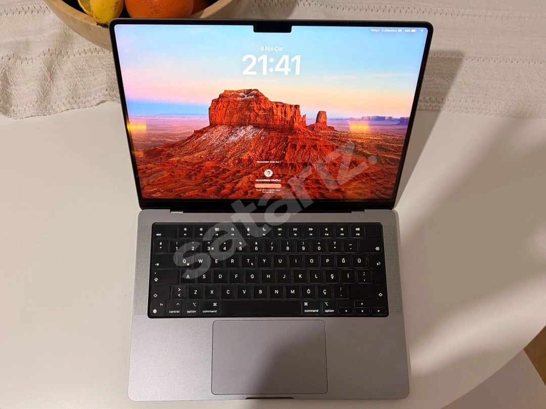Macbok Pro - Çok Temiz