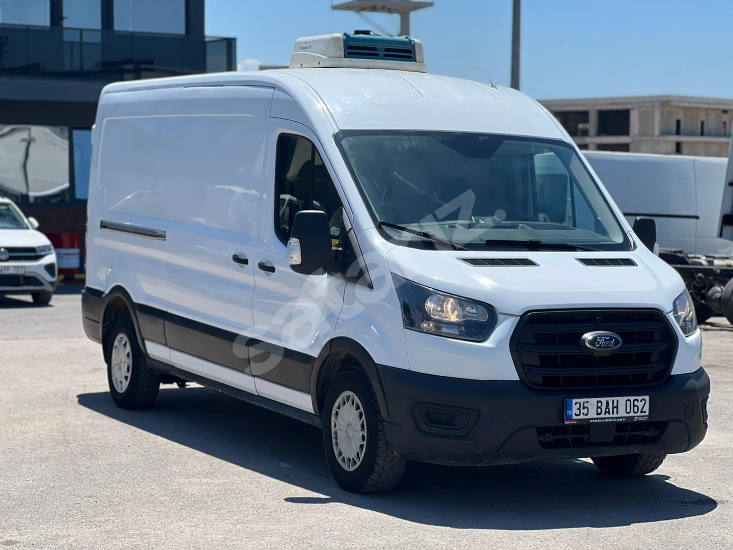 2.95 KREDİ KOÇASLANLAR2'DEN 2021 FORD TRANSİT 350 LF FRİGORİFİK