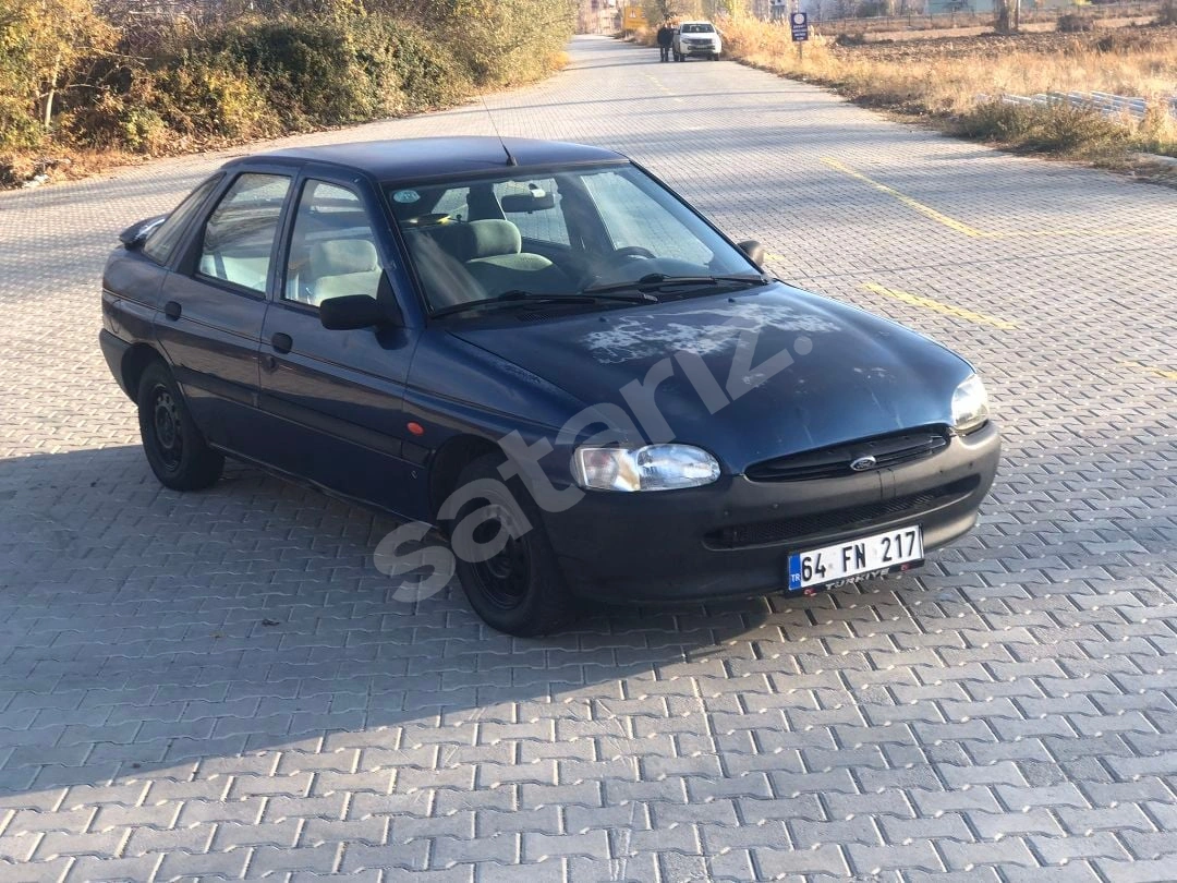 FORD ESCORT 1.6 CL