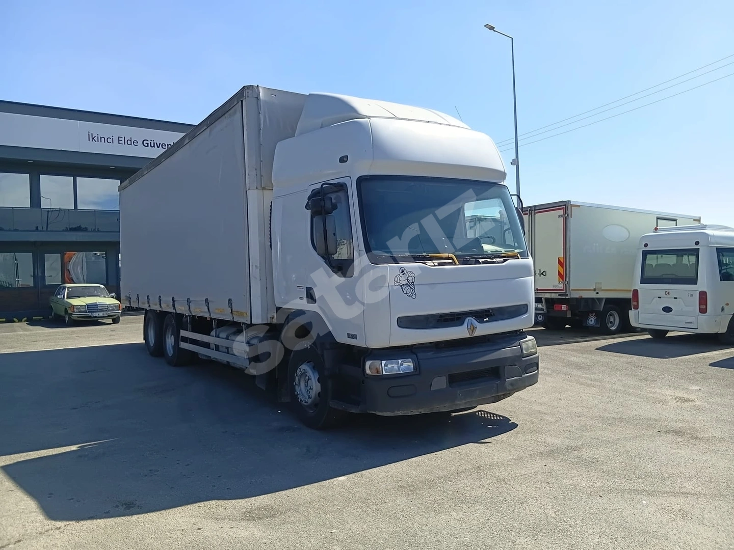 KOÇASLANLAR2 RENAULT PREMIUM 370.26 6X2 TENTELİ KASA 2006 MODEL