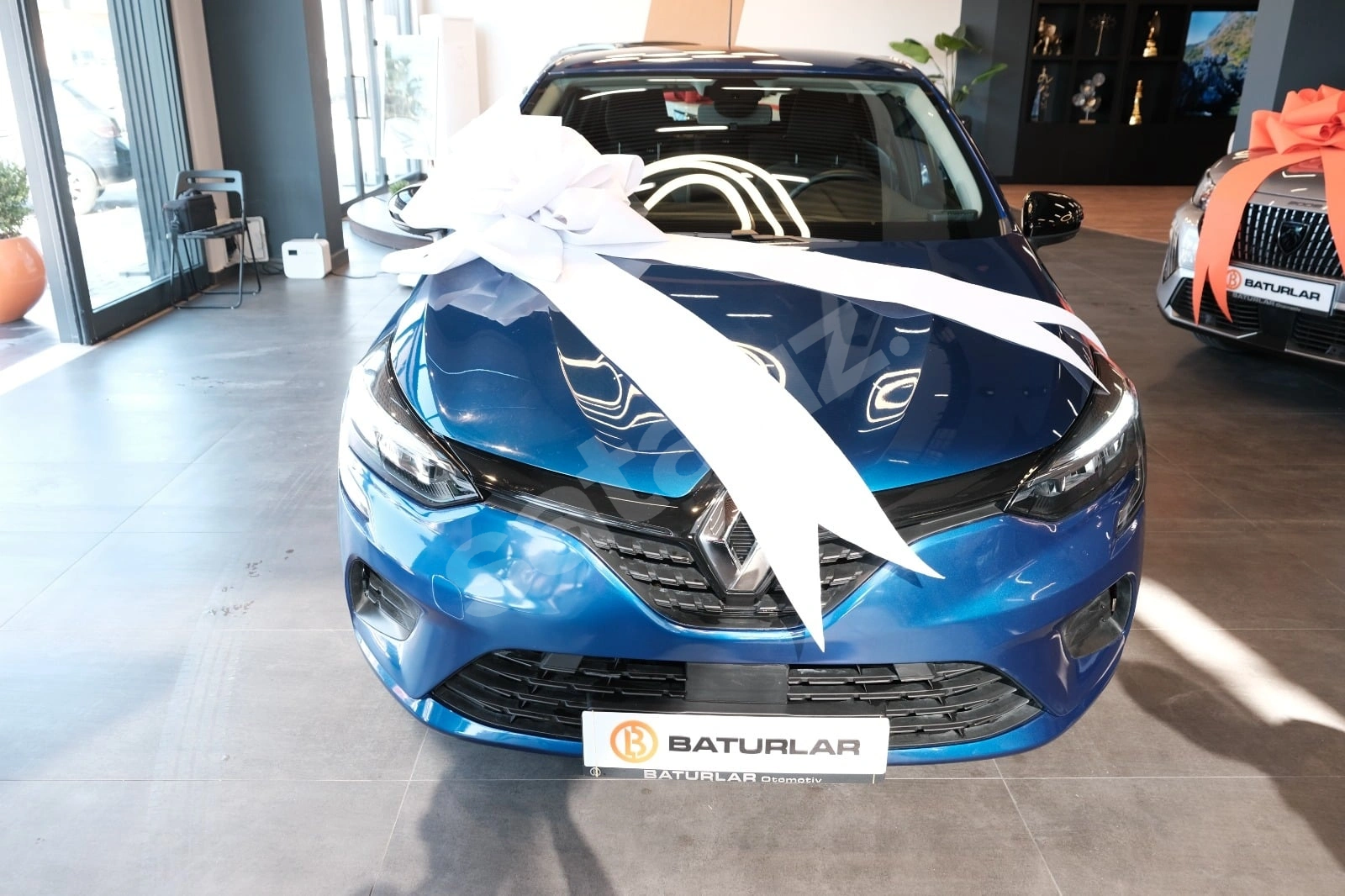 BATURLAR ANT-İST | TAMAMINA YAKIN KREDİ | K.K 12 AY | 44.510 KM