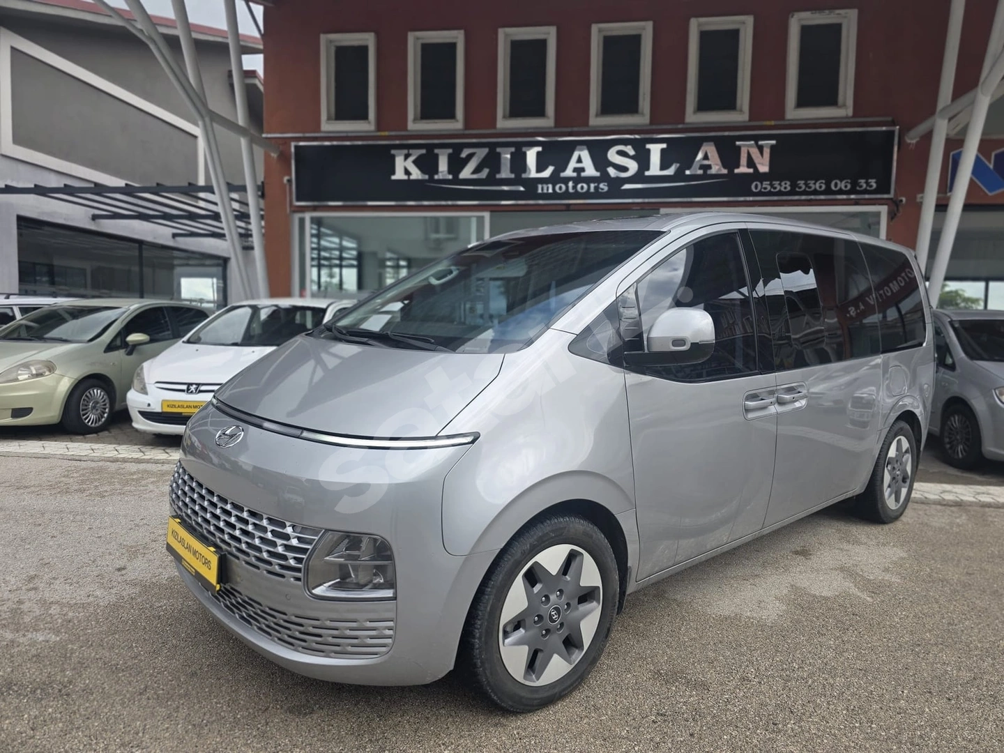 STARIA 2.2 CRDI 4X4 ELITE (FULL) OTOMATİK | CAM TAVAN | HATASIZ