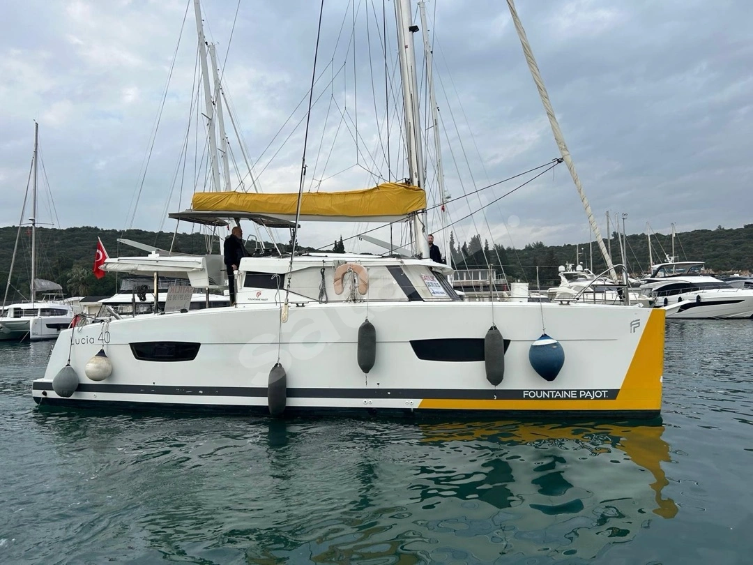 Fountaine Pajot Lucia 40 Owner’s Version 2018 Model