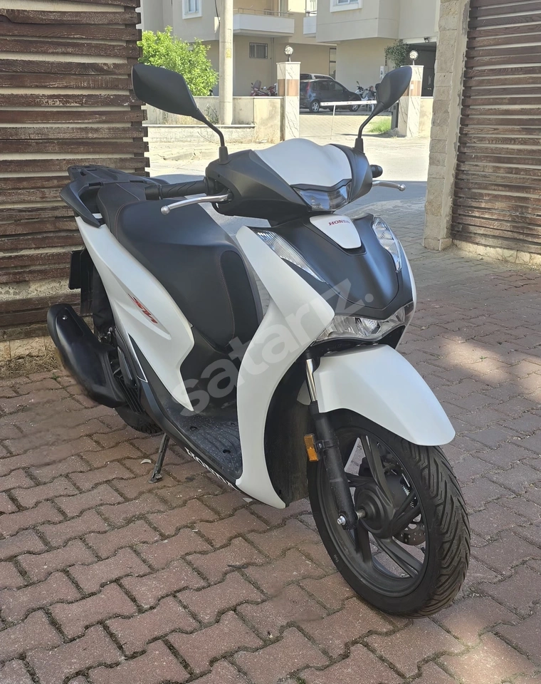 2025 HONDA SH 125 1.100 KM