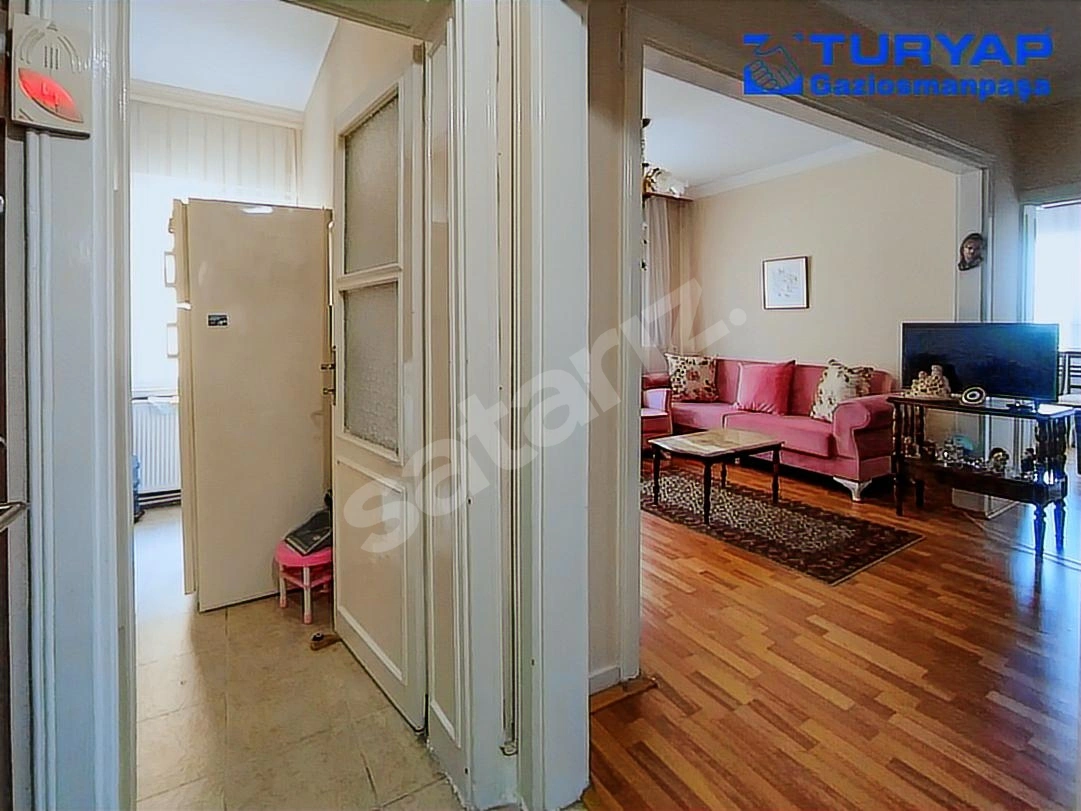 NENEHATUN CADDESİNDE 2+1 MOBİLYALI KOMBİLİ