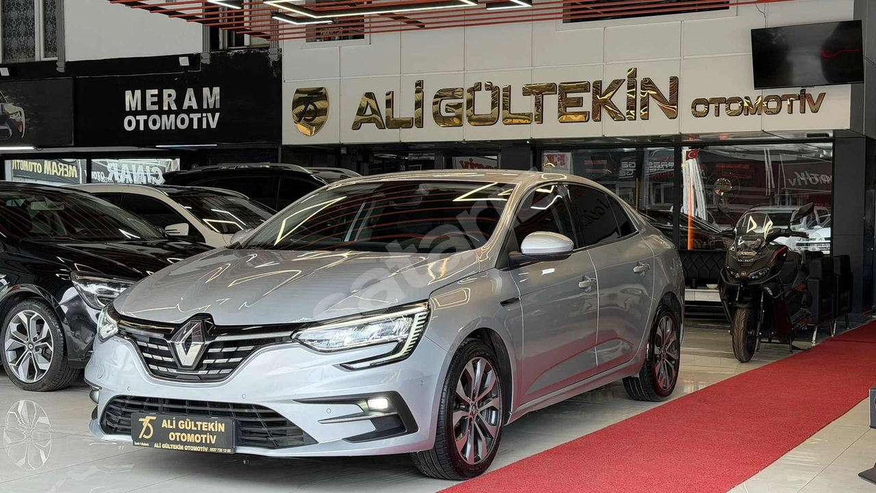 1.3 TCE İCON/99.000 KM'DE/OTOMATİK/DEĞİŞENSİZ...